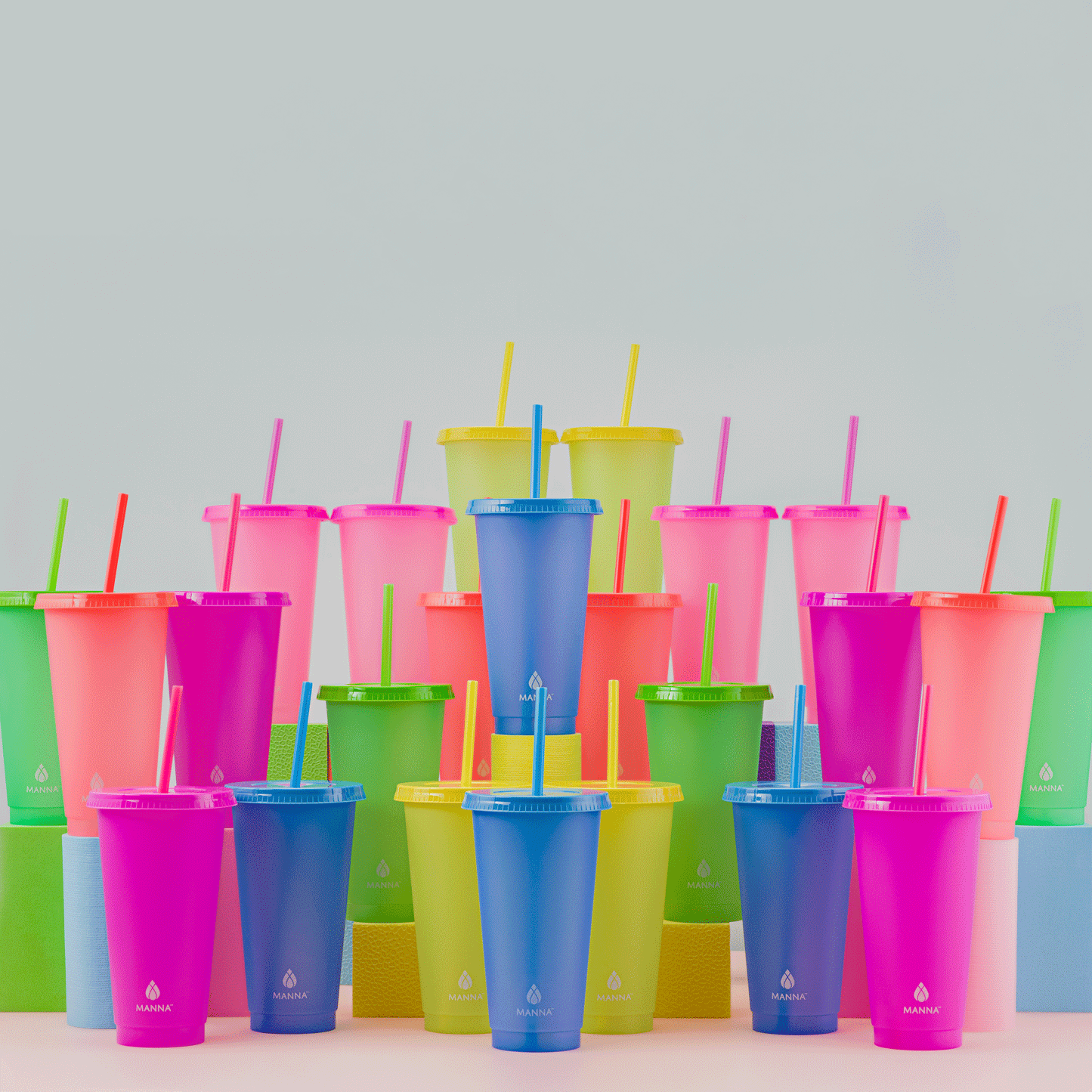24-piece-original-color-changing-cup-set-o5 A0029811.gif