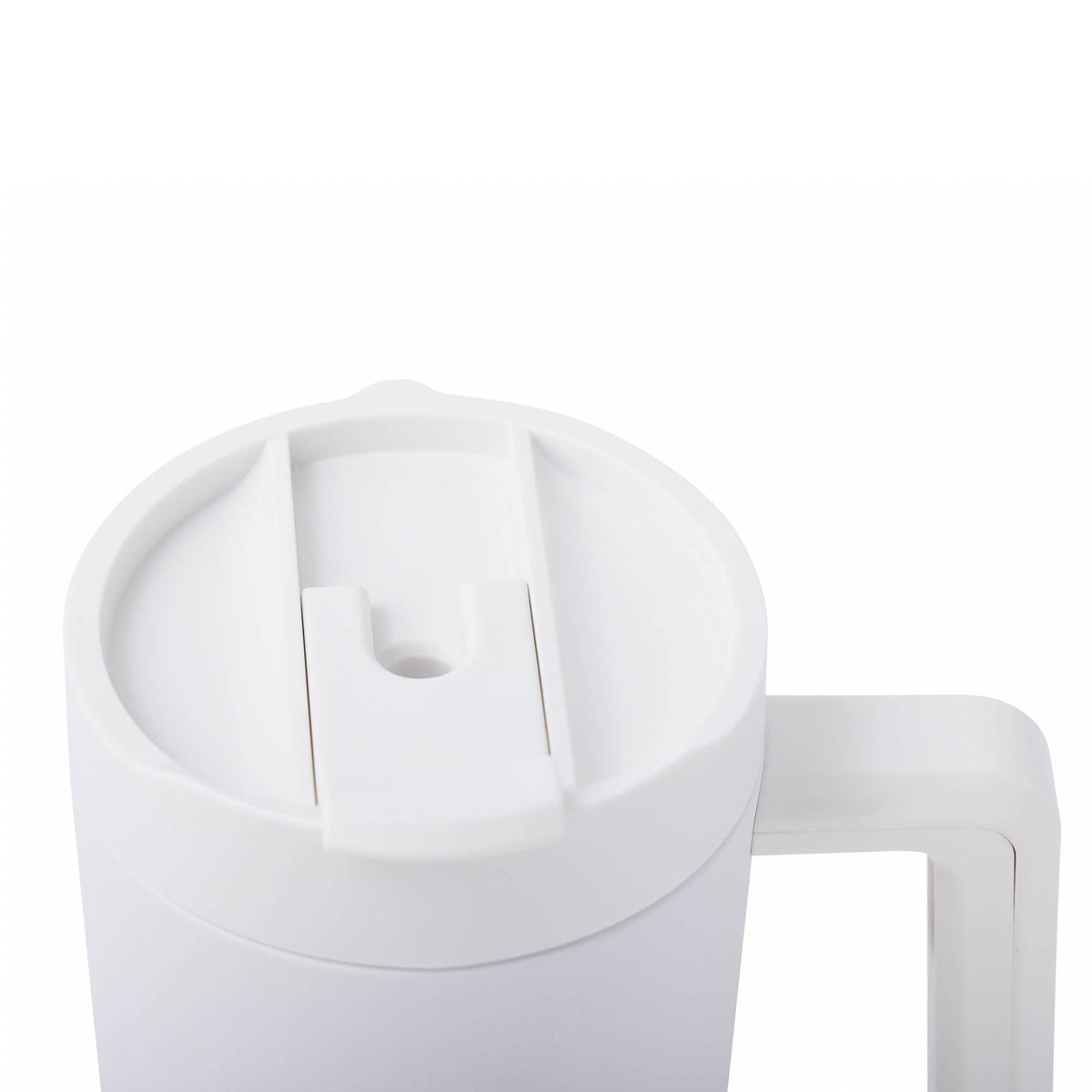 40-oz-top-tumbler-e9 CoreHome_MannaHydration_Whites_Raw-52.jpg